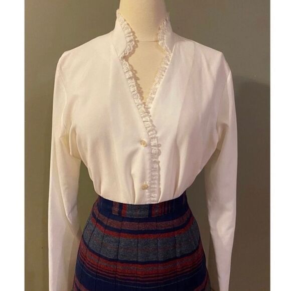 Gorgeous Vintage 60s 70s Cottagecore Handmade Lace Trim Blouse - Picture 5 of 6